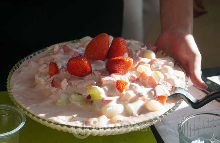 Festival Kuliner Membuat Shirataki Fruit Honey Salad