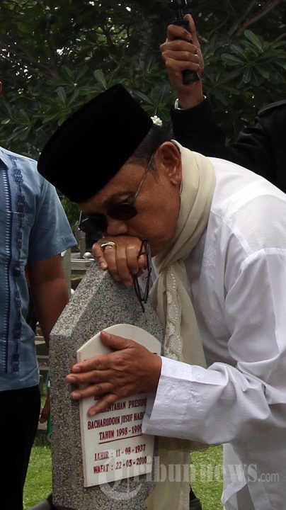 FOTO FILE: BJ Habibie Tutup Usia
