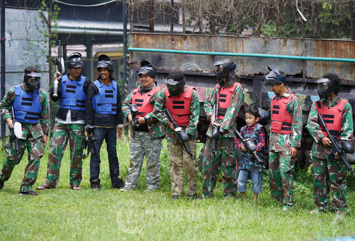 FWP PMJ Bersama IJTI Depok Bermain Paint Ball di TPP