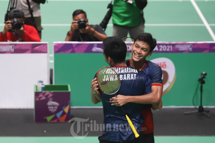 Final Ganda Putra Bulu Tangkis PON XX Papua 2021