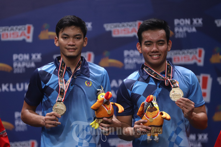 Final Ganda Putra Bulu Tangkis PON XX Papua 2021