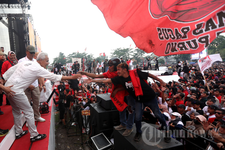 Ganjar-Mahfud Hadiri Hajatan Rakyat Banyuwangi