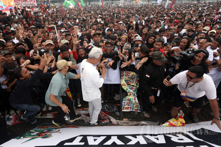 Ganjar-Mahfud Hadiri Hajatan Rakyat Banyuwangi