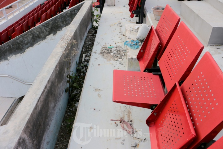 Ganjar Pranowo Tinjau Pembangunan Stadion Jatidiri Semarang