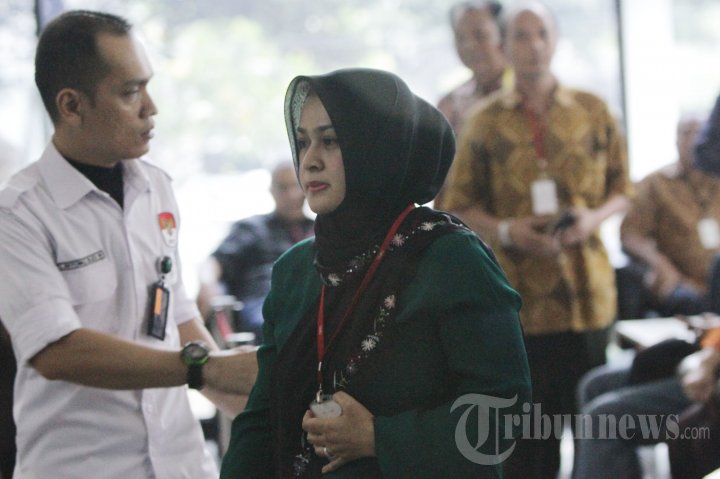 Gatot Pujo Nugroho dan Evy Susanti Diperiksa KPK