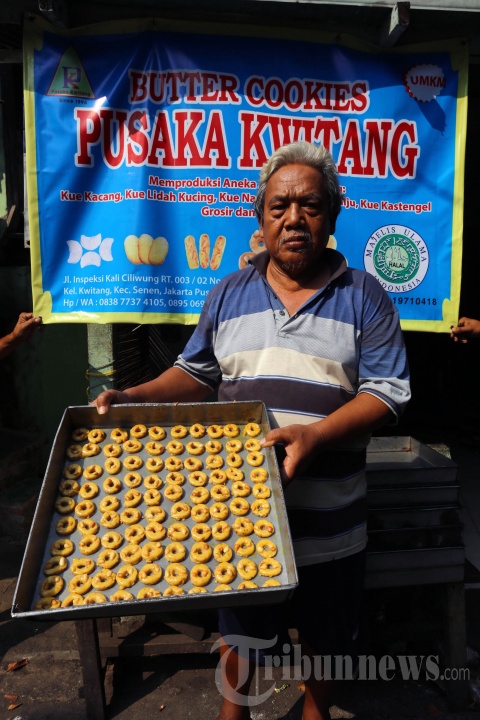 Geliat Sentra Kue Lebaran Kwitang