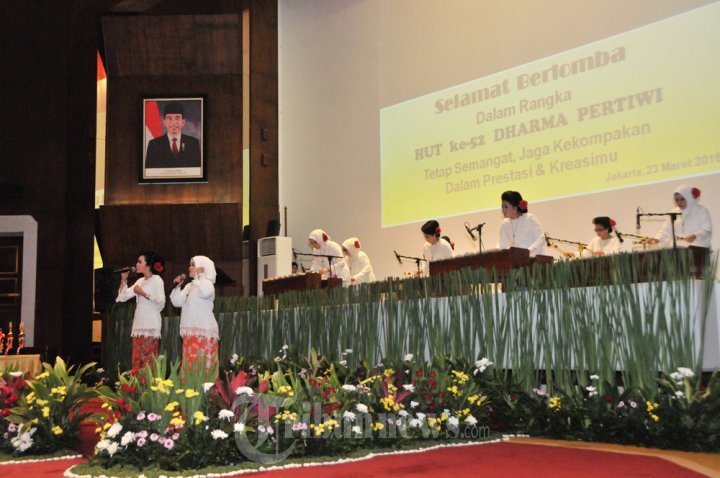 Gemu Fa Mi Re dan Kolintang Meriahkan HUT Dharma Pertiwi Ke-52