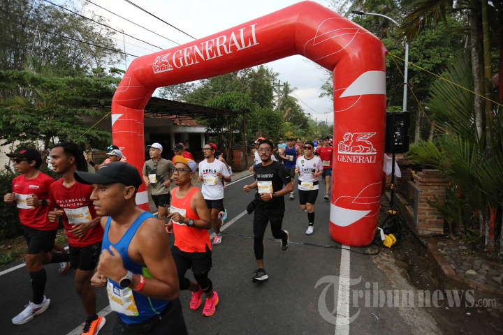 Generali Indonesia Ramaikan Borobudur Marathon 2023