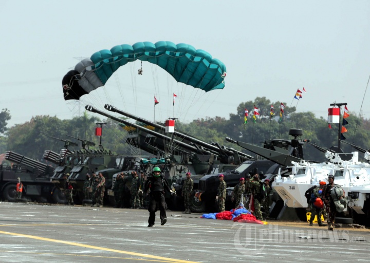 Gladi Resik HUT ke-74 TNI