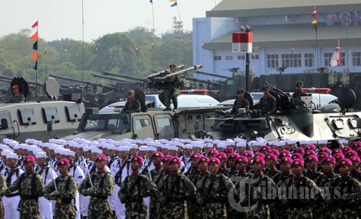Gladi Resik HUT ke-74 TNI
