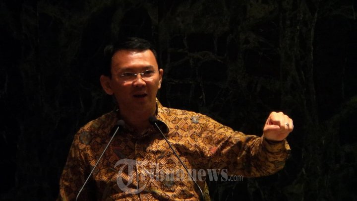 Gubernur Ahok Hadiri Penyerahan Hadiyah Kontes Hackjak 2016