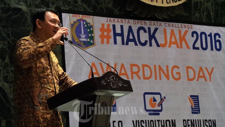 Gubernur Ahok Hadiri Penyerahan Hadiyah Kontes Hackjak 2016