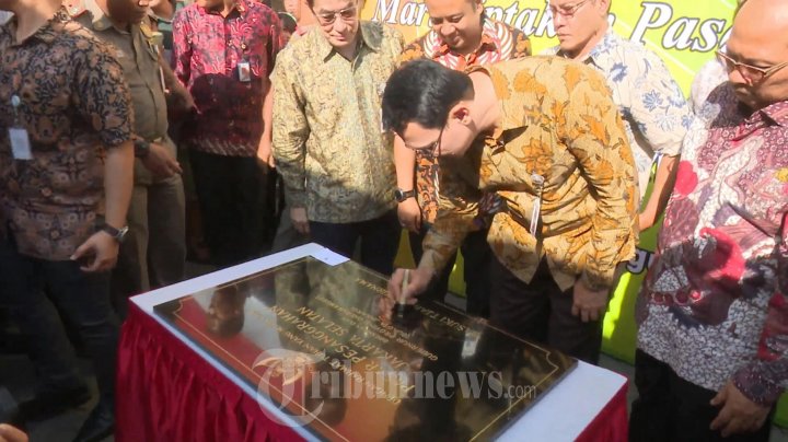 Gubernur Ahok Resmikan Pasar Pesanggrahan Jakarta