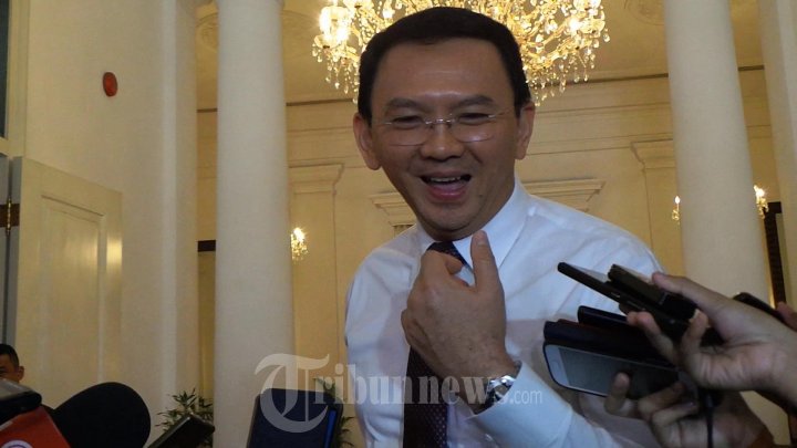 Gubernur DKI Ahok Konpers Terkait Pilkada DKI