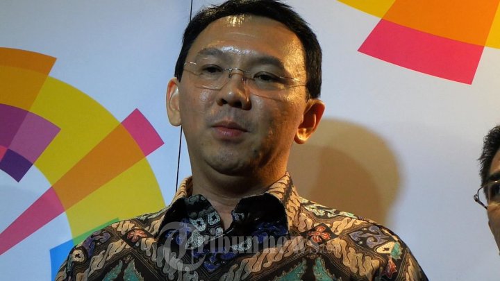 Gubernur DKI Ahok Nonton Film 3 Srikandi