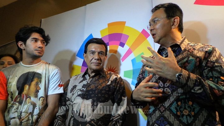 Gubernur DKI Ahok Nonton Film 3 Srikandi