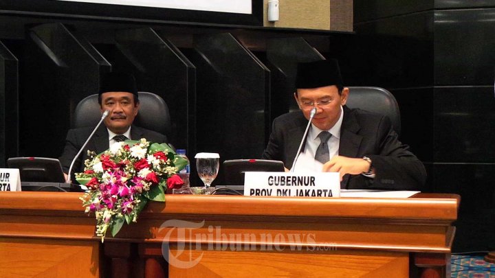 Gubernur DKI dan Wagub Pimping Sidang Paripurna RAPBD 2016