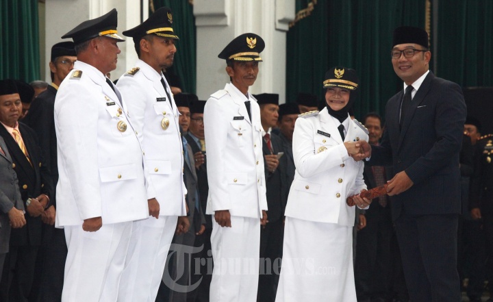 Gubernur Jabar Lantik Wali Kota dan Bupati