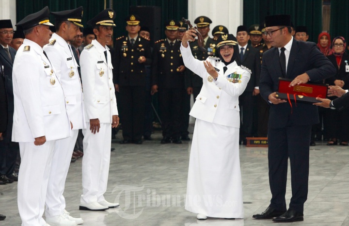 Gubernur Jabar Lantik Wali Kota dan Bupati