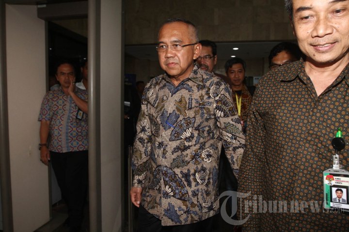 Gubernur Riau Datangi KPK