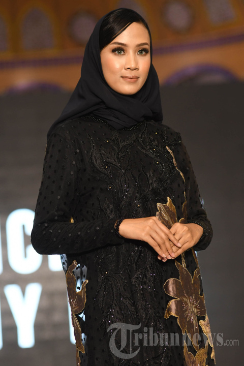 Guzel Inspirasi Fashion Turki Karya Yenny Ries