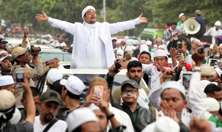 Habib Rizieq Diperiksa Polda Jabar