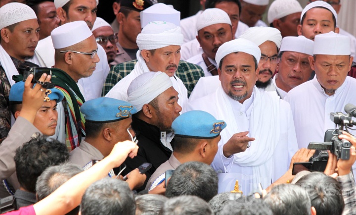 Habib Rizieq Diperiksa Polda Jabar