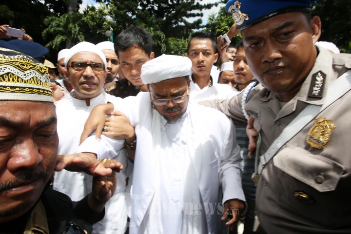 Habib Rizieq Diperiksa Polda Metro