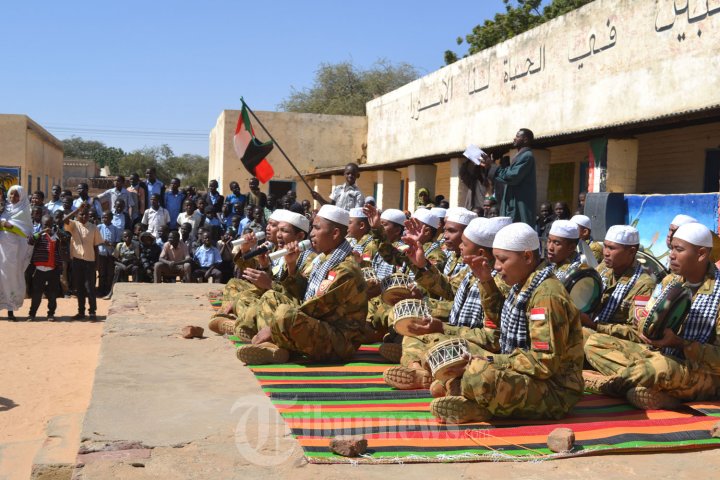 Hadrah Marawis Indobatt Jadi Terkenal di Darfur
