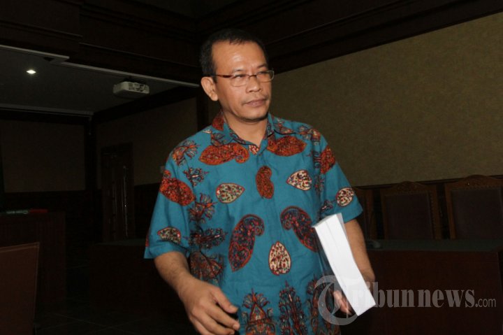 Hakim PTUN Medan Dituntut 4 Tahun 6 Bulan Penjara