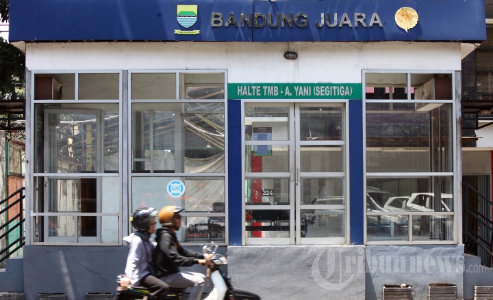 Halte Trans Metro Bandung (TMB) Terbengkalai