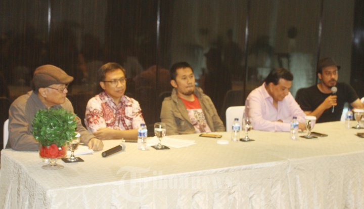 Hanung Bramantyo Syukuran Film Mencai Hilal