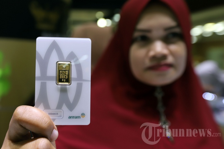 Harga Emas Kembali Turun