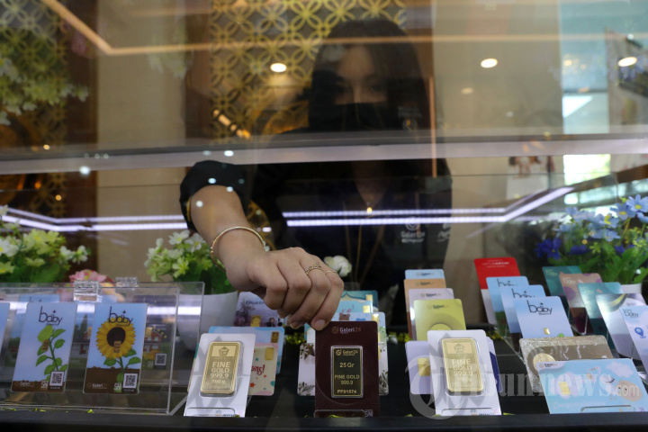 Harga Emas Turun