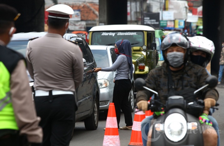 Hari Ke-11 PSBB Bandung Raya, Masih Banyak Pengendara yang Melanggar