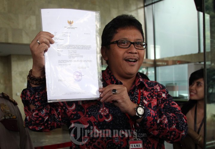 Hasto Kristiyanto Sambangi KPK