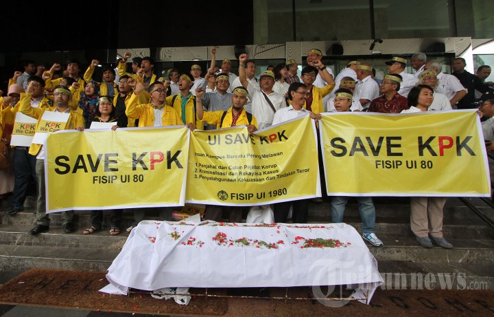 Hentikan Kriminalisasi Pimpinan KPK