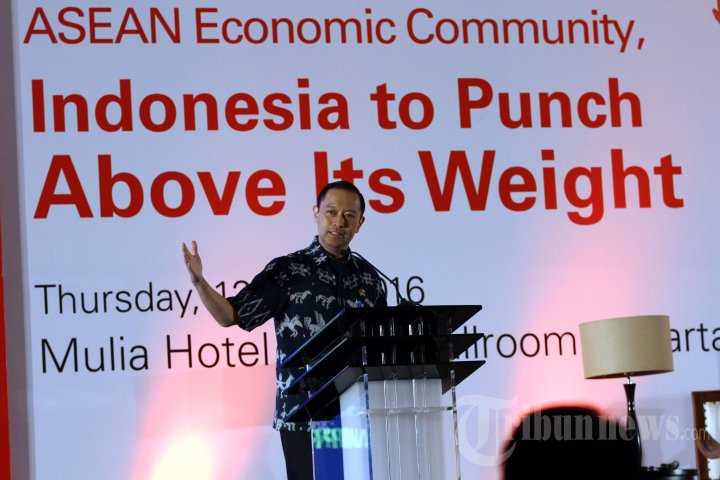 HSBC Economic Outlook 2016