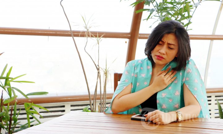 Ilustrasi Sesak Napas karena Pneumonia