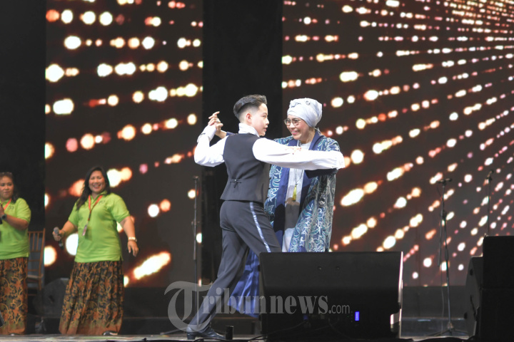 Indah Kurnia Rayakan HUT Ke-60 Gelar Konser Indahnya Kebersamaan