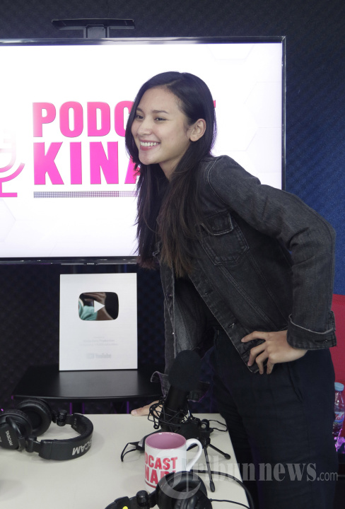 Indah Permatasari Film Akad di Mandalika Lombok