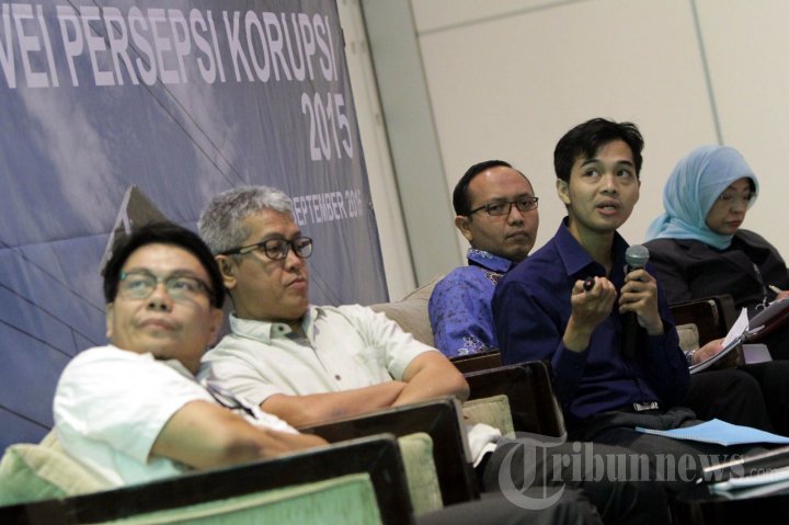 Indeks Persepsi Korupsi 2015 di Indonesia