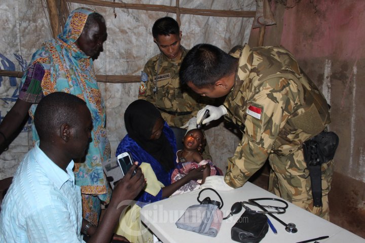 Indobatt Gelar Pengobatan Gratis di Darfur