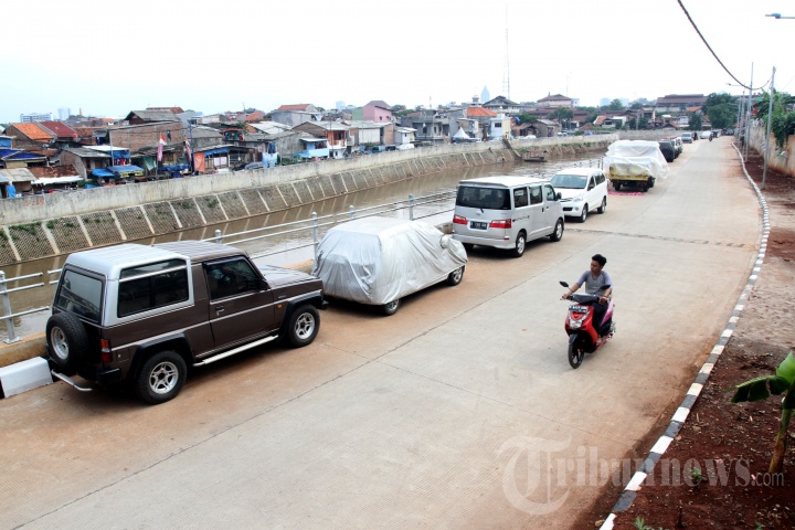 Inilah Jalan Inspeksi Bukit Duri