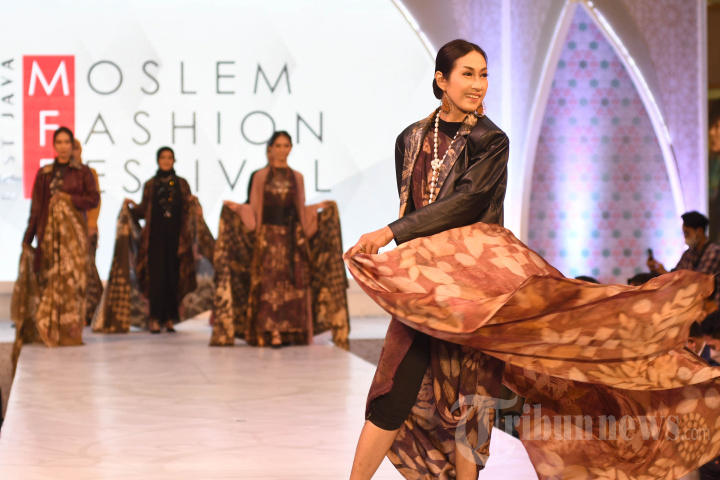 Insan Industri Jasa Keuangan Support UMKM