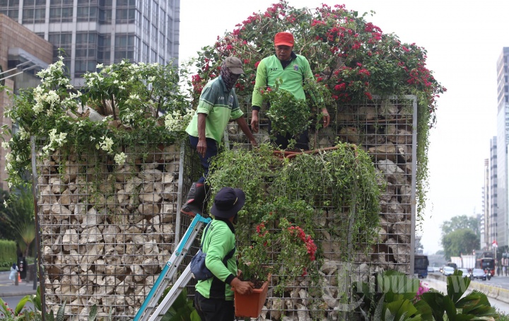 Intalasi Gabion di Bundaran HI