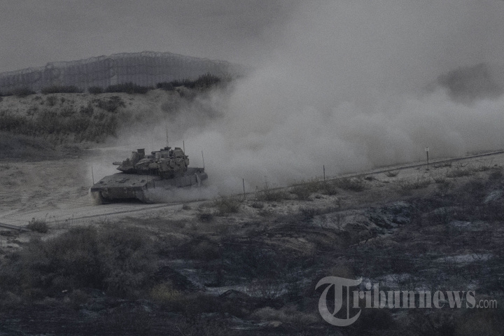 Israel Serang Gaza dari Dua Arah