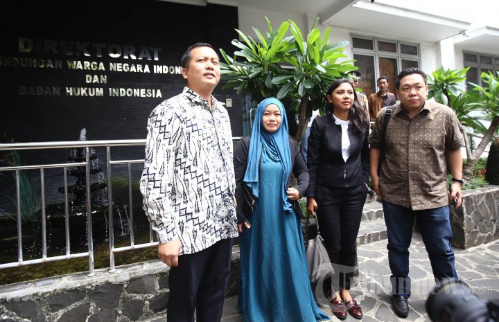 Istri Korban Penyanderaan Tanyakan Nasib Suaminya