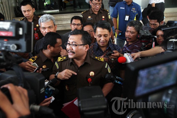 Jaksa Yulianto Laporkan Direktur Berinisial HT