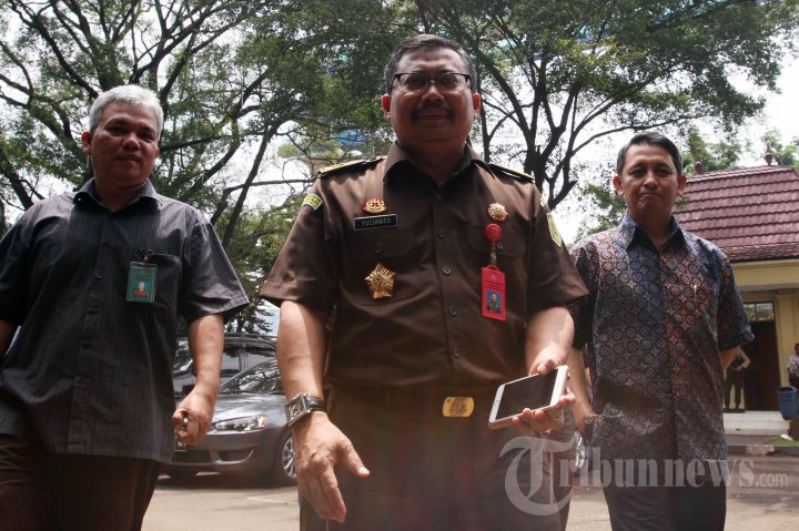 Jaksa Yulianto Laporkan Direktur Berinisial HT